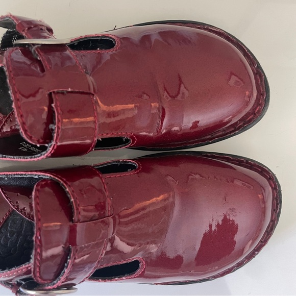 Born red clogs - Picture 4 of 4